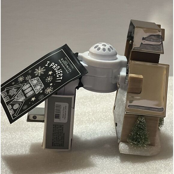 Bath & Body Works Wallflowers Holiday Village Light PROJECTOR Fragrance‎ Plug-In - Picture 6 of 15